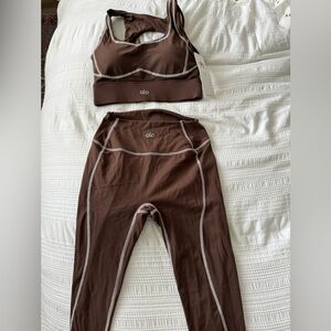 Alo Yoga bra/leggings matching workout set